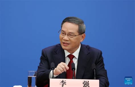 Chinese premier meets press after annual legislative session_English.jschina