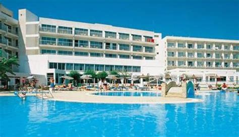 Pernera Beach Hotel in Cyprus