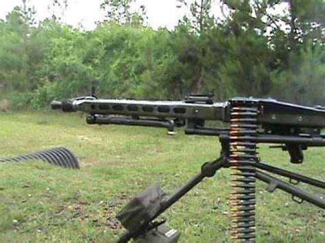 MG42 shooting quick burst - YouTube