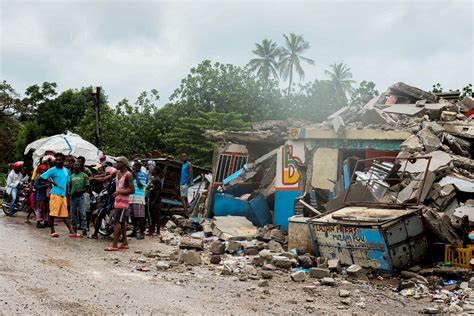 After the Earthquake, a Mayor in Haiti Struggles to Console His Town ...