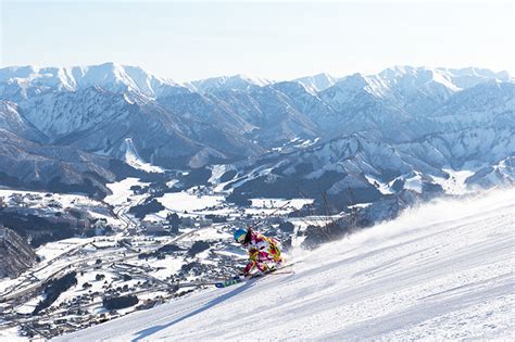 What's the Yuzawa ski resort like? - Japan Ski Guide