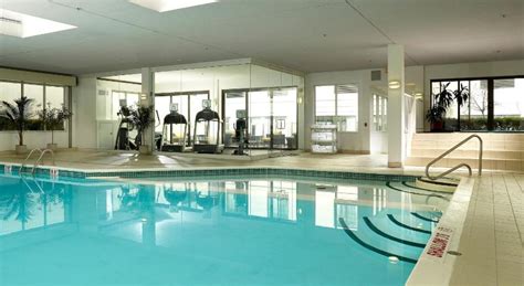 22 Best Hotels in Ottawa with Pools in 2024