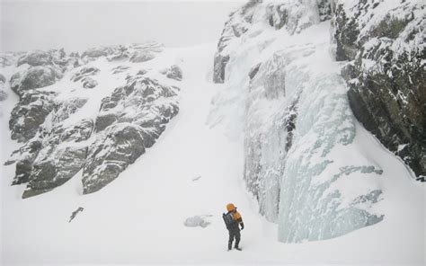 Snowshoeing - McGregor Mountain Lodge - Estes Park, CO