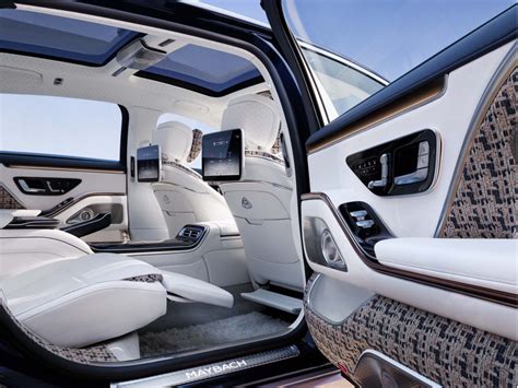 2023 Mercedes-Benz Maybach S-Class Haute Voiture targets fashion crowd