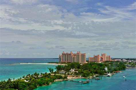 The Atlantis resort on Paradise Island, Bahamas. | Flickr - Photo Sharing!