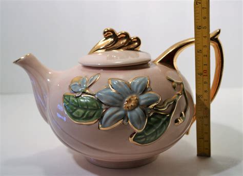 1940's Hull Art Pottery H-20 6 1/2 New Magnolia (Blue Flower) Tea Pot with Gold Accents