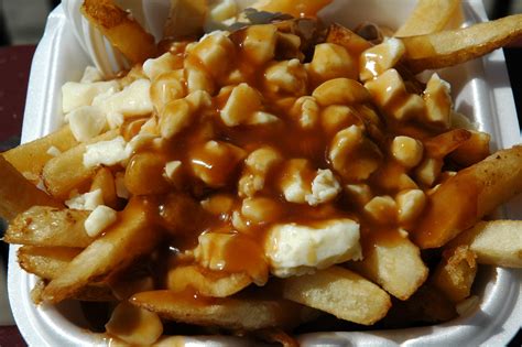 File:Food Poutine Closeup.JPG - Wikimedia Commons