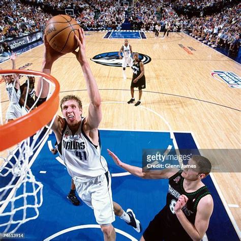 846 Dirk Nowitzki Dunk Stock Photos, High-Res Pictures, and Images ...