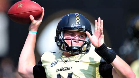 No ambiguity: Kyle Shurmur is Vanderbilt's starting QB