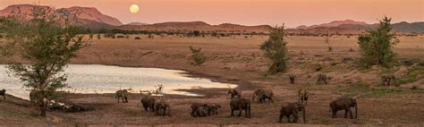 Activities and places of interest in the Damaraland (Kunene south)