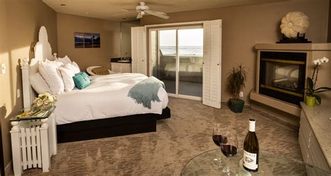 SeaVenture Pismo Beach Hotel - Affordable Luxury on the Sand — Distinctive Resorts