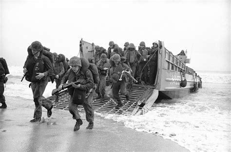 50th Anniversary of Landing in Vietnam Photos - ABC News