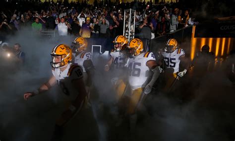 LSU Football: Where Tigers land in Sporting News bowl projections