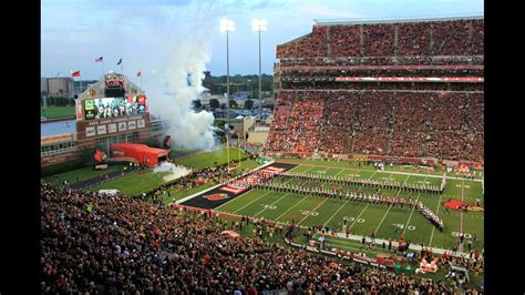 Louisville Football Stadium | Meyer Sound