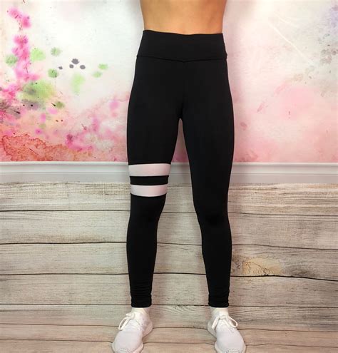 LC Labelled Stripe Gym Leggings – Black | Labelled Clothing