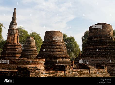 Temple Ruins in the Ayutthaya Historical Park, Thailand Stock Photo - Alamy