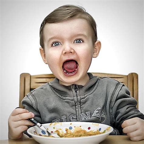 Iki Mencu: Eat Like This - Funny Babies Eating Photos...