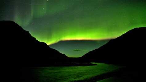 The Best Time To Visit Alaska For Stunning Views Of The Northern Lights