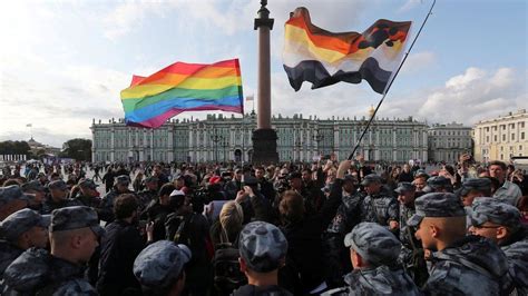 Russia to ban sharing LGBT 'propaganda' with adults as well as children - BBC News