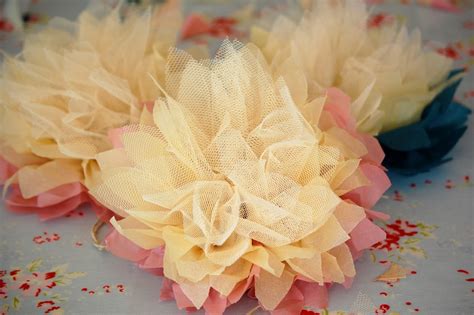 Greedy For Colour: Tissue Paper and Tulle Flower Tutorial.