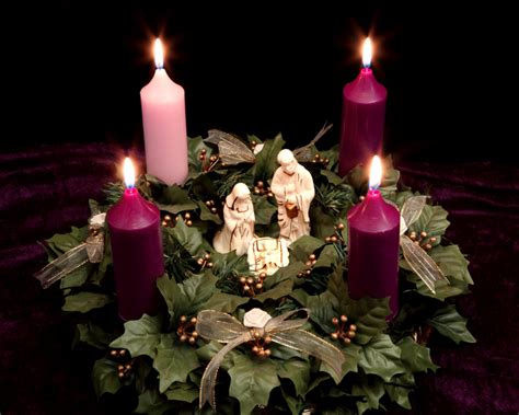 Religious: Christmas Advent Wreath with Nativity Scene - Catholic Digest