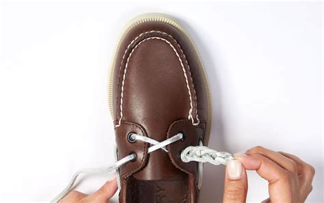 The Official Sperry Lacing Guide | Sperry boat shoes, Latest ladies shoes, Boat shoes