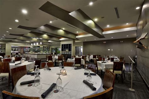 Fort Lauderdale Steakhouse l Upscale Atmosphere, Rodizio Experience