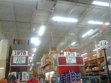 PHOTO: Tuscaloosa Home Depot Uses Bama Title Years For Aisle Numbers | Sweet home alabama, Home ...