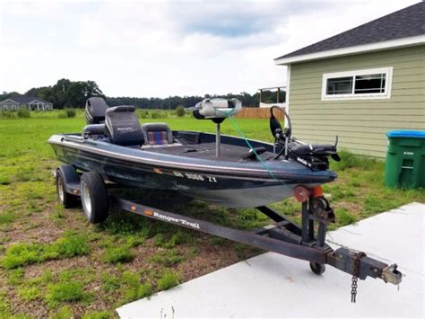 Ranger Bass Boat, 1994, trailer & Motor - Ranger 1994 for sale