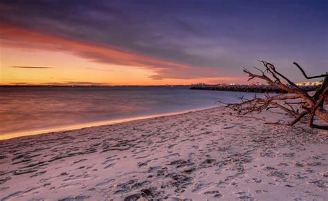 Silver Beach - Kurnell, Cafe, Fishing & Accommodation, Sydney Australia