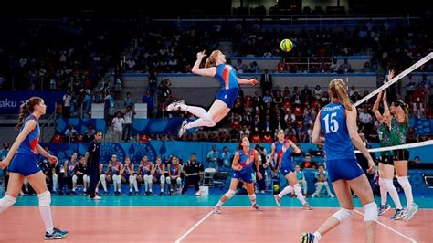 How Many Players Are There in Volleyball? | Volleyball Guide – Full Commando