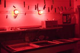 Do Photographers Still Use Darkrooms? | Wonderopolis