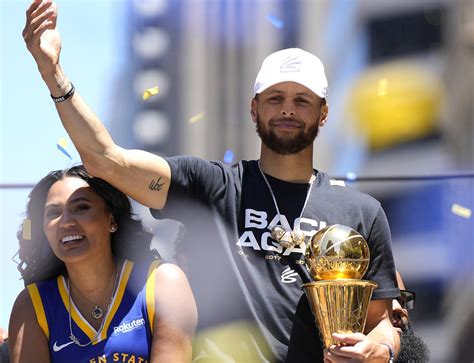 Look: Steph Curry Reveals His Pick For NBA's MVP - The Spun