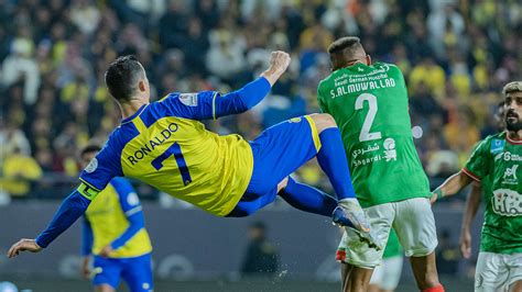 Cristiano Ronaldo shares photo attempting overhead kick on Al-Nassr ...