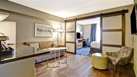 Guelph Hotels near University of Guelph | Fairfield Inn & Suites Guelph