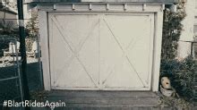 Garage Door GIFs | Tenor