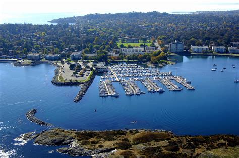 Oak Bay Marina in Victoria, BC, Canada - Marina Reviews - Phone Number ...