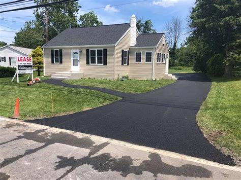 11 Simple Steps To Help With Asphalt Driveway Installation