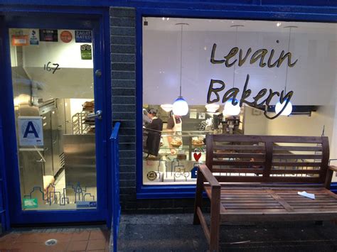 Chocolate NYC: Levain Bakery