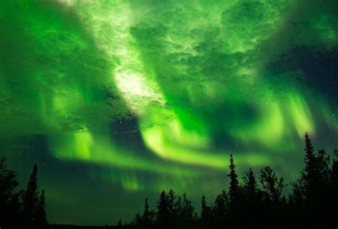 Spectacular Aurora Borealis display dazzles northern Sweden — Earth Changes — Sott.net