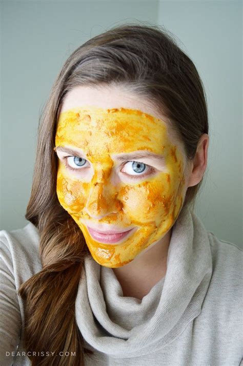 This easy DIY Turmeric Honey Face mask is as easy to make as it sounds, just two ingredients and ...