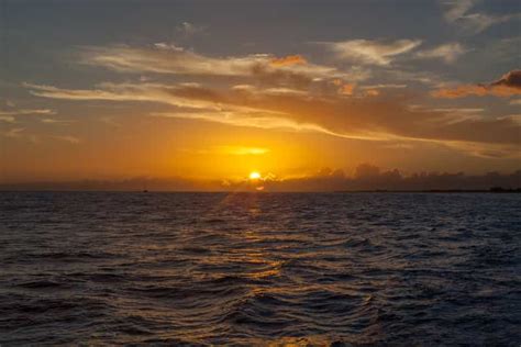 Kauai: Napali Sunset Dinner Cruise | GetYourGuide