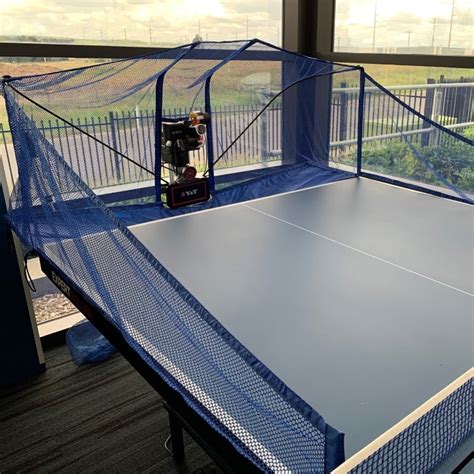 Y&T V-989H Table Tennis Robot with Recycling Net and Balls