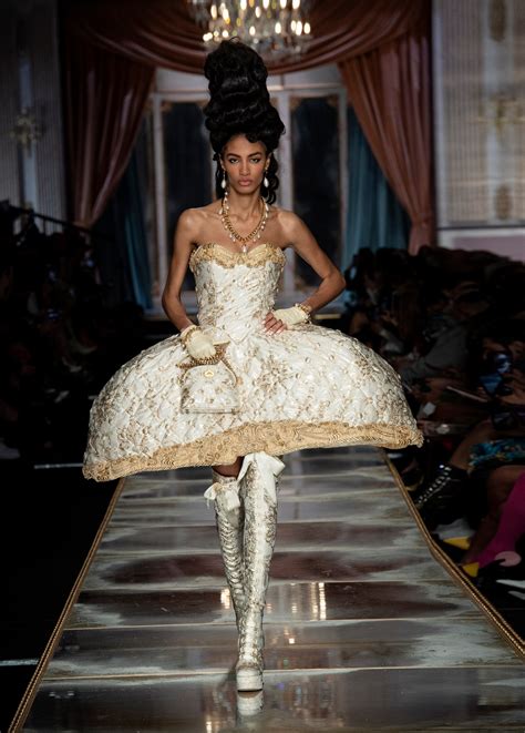 Moschino’s Marie Antoinette–Inspired Show Was a Fashion Feast | Teen Vogue