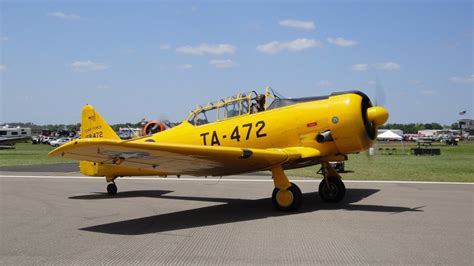 North American T-6 Texan. | Aircraft, Aviation, Fighter jets