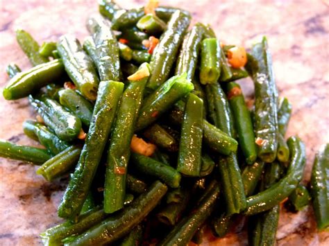 What's for Dinner?: String Beans with Garlic and Oil