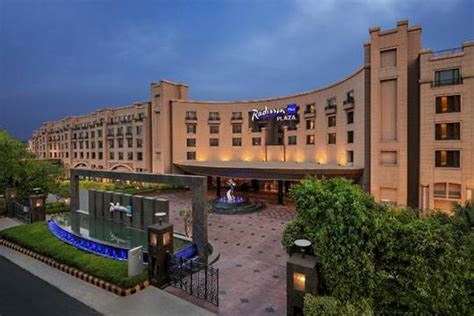 Radisson Hotel Group proudly achieves historic milestone of 100 operating hotels in India ...