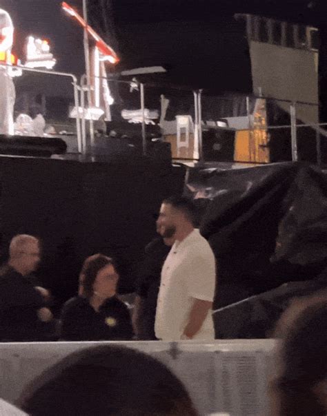 Travis Kelce spotted at Taylor Swift S'pore concert on 8 March, both mark reunion with a kiss
