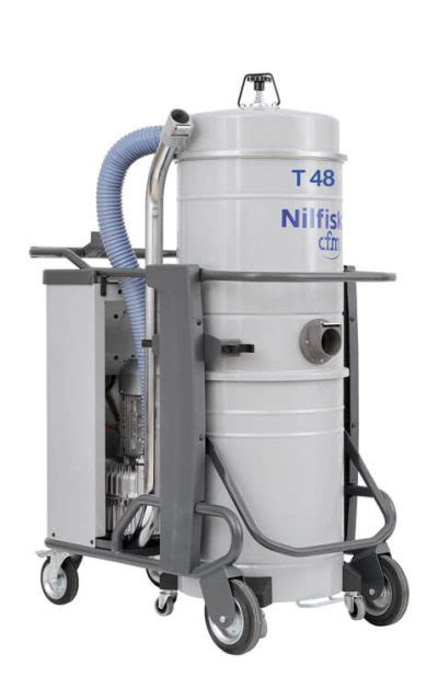 Nilfisk Industrial Vacuums | AST Canada