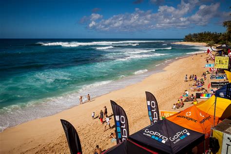 Vans World Cup of Surfing: Day 1 Photos - Surfer